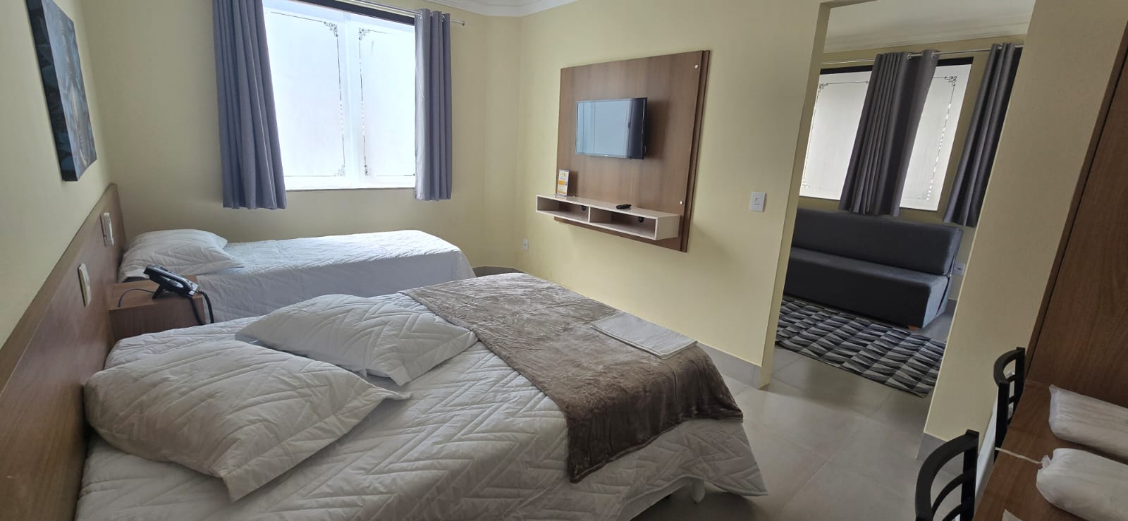 Quarto Duplo